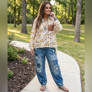 JADED GYPSY Sunny Days Top Button Down Sunflower Pattern Blouse w/ Chest Pocket